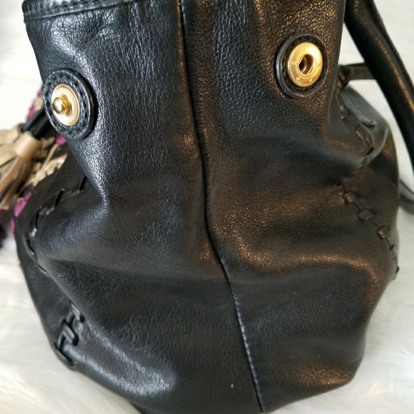 Isabella Fiore Floral Design Leaather Shoulder Bag - Picture 9 of 17